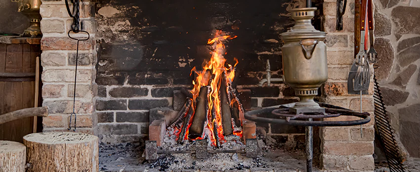 Traditional Fireplace Design Refurbishment Costs in Brossard, Quebec